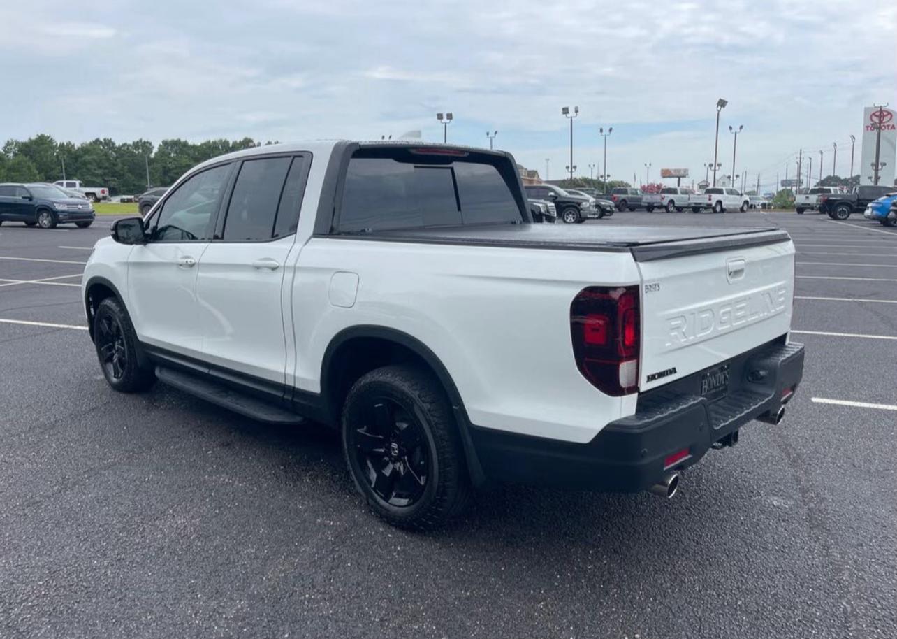 2025 Honda Ridgeline Black Edition AWD | Excellent Premium Pickup | West Alabama Wholesale - Image 12