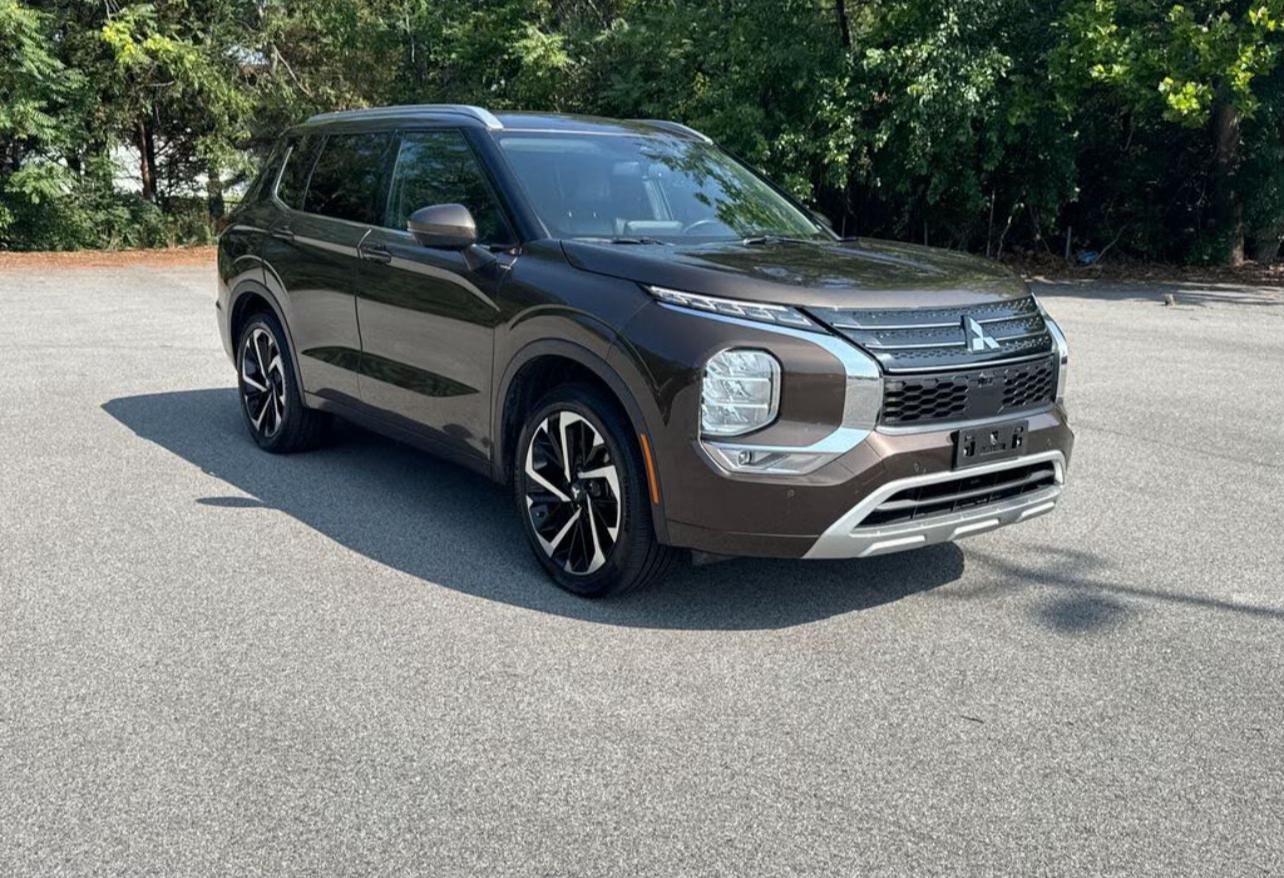 2022 Mitsubishi Outlander SEL FWD | Stylish SUV with Modern Features & Family-Friendly Space | West Alabama Wholesale - Image 12