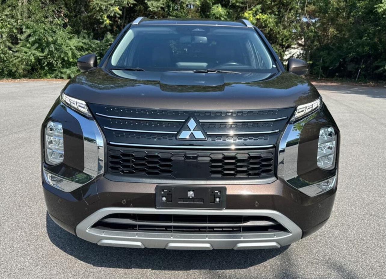 2022 Mitsubishi Outlander SEL FWD | Stylish SUV with Modern Features & Family-Friendly Space | West Alabama Wholesale - Image 11