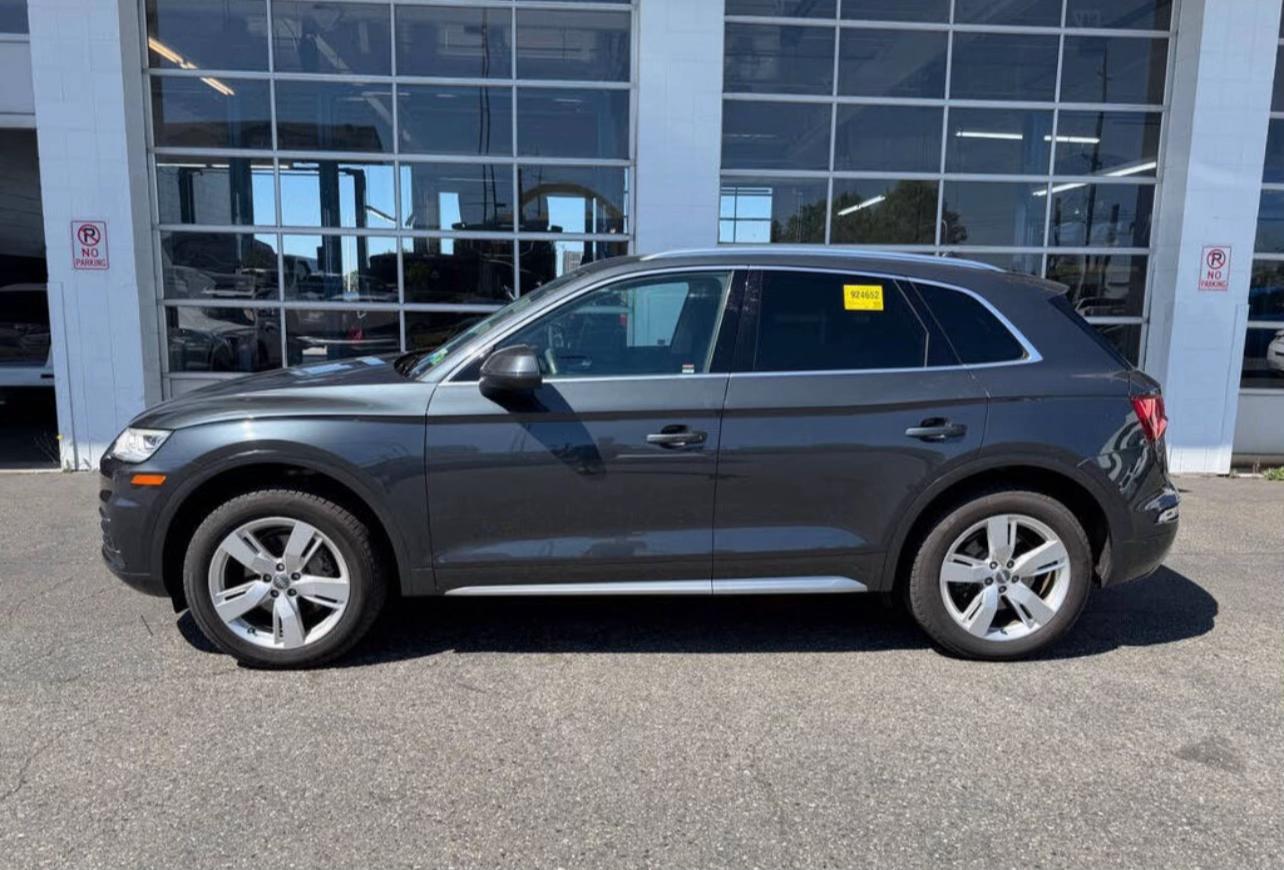 2019 Audi Q5 quattro Premium Plus 45 TFSI AWD | Comfort, Style & Everyday Practicality | West Alabama Wholesale