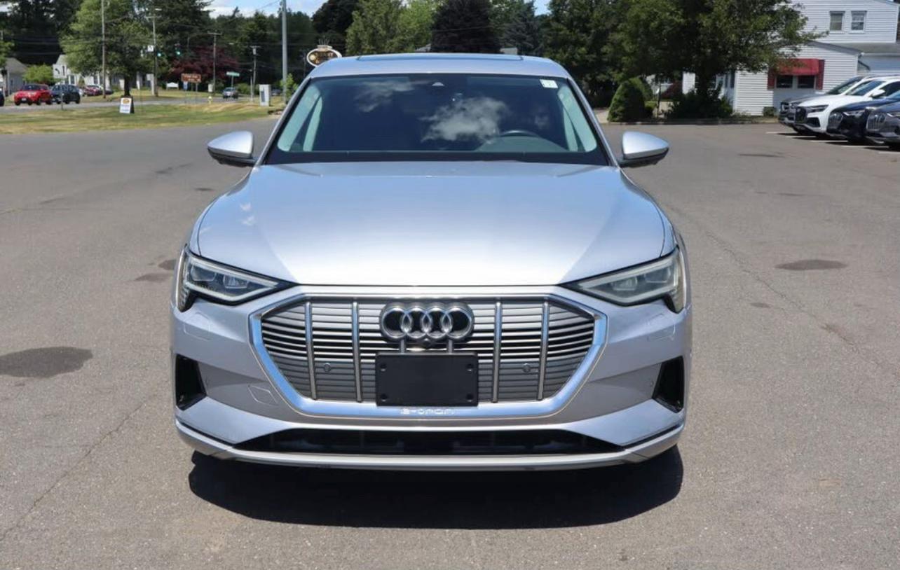 2020 Audi e-tron Premium Plus quattro AWD | Low Miles, Luxury Electric SUV | West Alabama Wholesale - Image 3