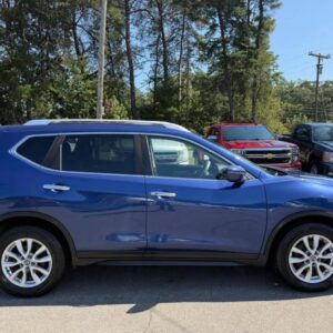 2019 Nissan Rogue SV FWD