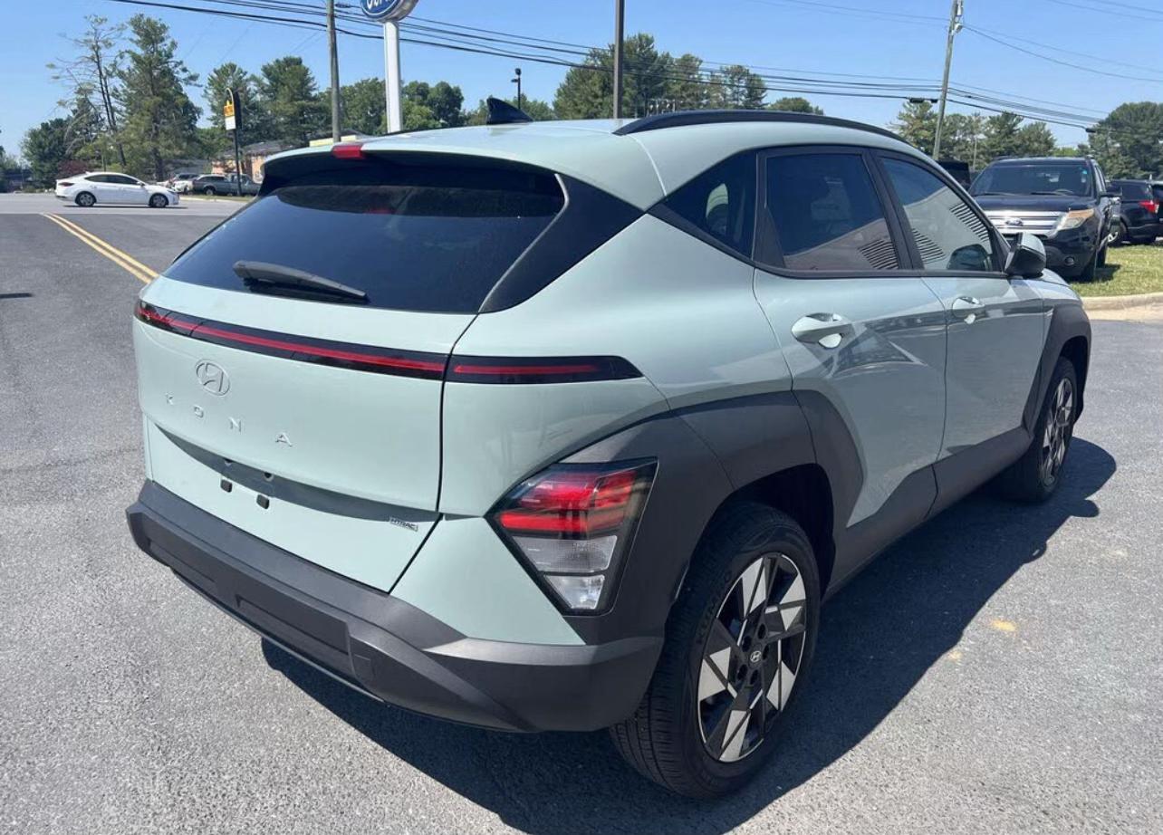 2024 Hyundai Kona SEL AWD | Modern AWD Crossover with Standout Style | West Alabama Wholesale - Image 2