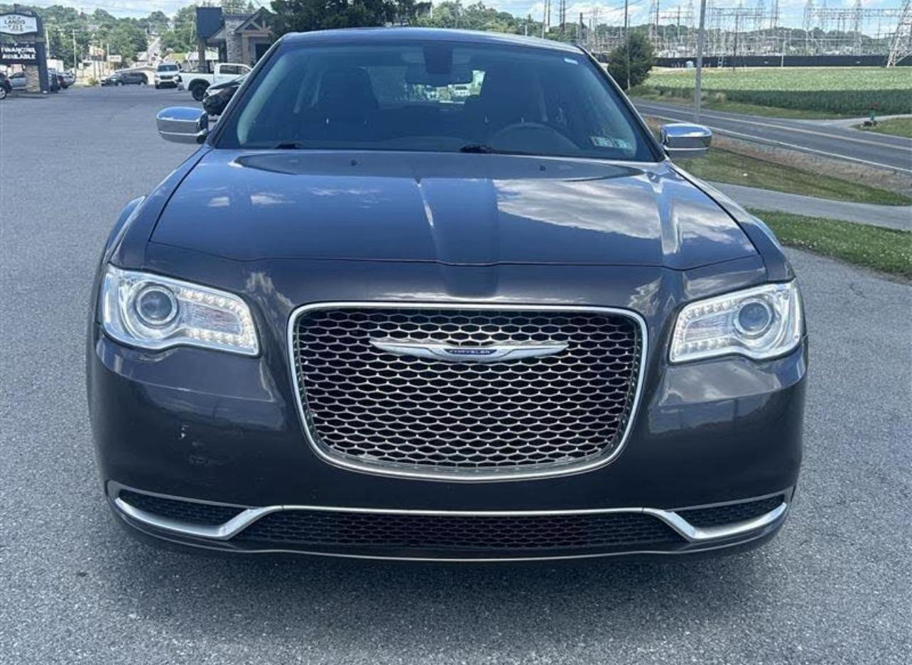 2019 Chrysler 300 Touring RWD | Bold Look, Smooth Ride & Strong Performance | West Alabama Wholesale - Image 9